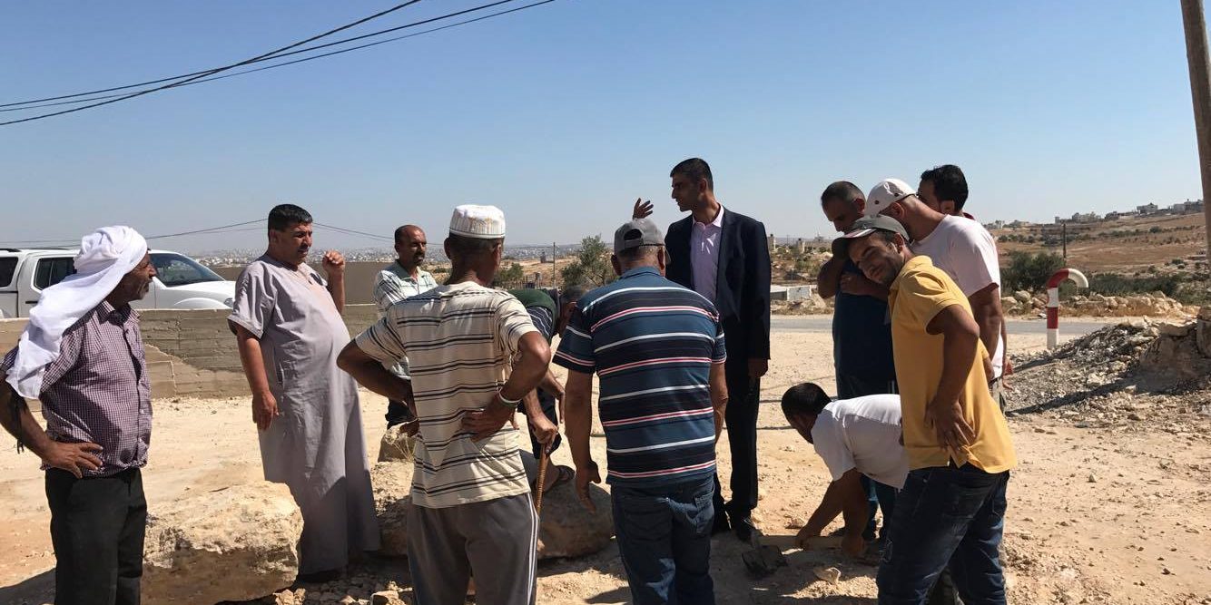 فتح وشق الطريق الواصل بين خلة صالح والخالدية